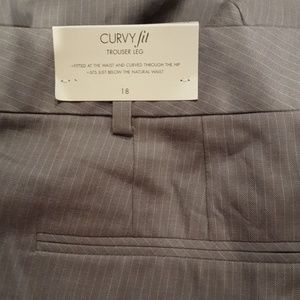 Ann Taylor Pants - NWT Ann Taylor Curvy Lined Trousers Ann Taylor Pants - NWT Ann Taylor Curvy Lined Trousers